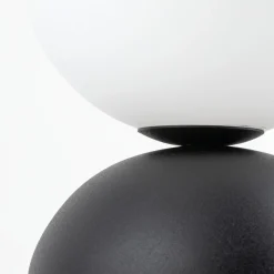 Abat Jour-Selezionato da Mazzolaluce Abat-jour lampada da comodino nera sfera di vetro bianco design moderna