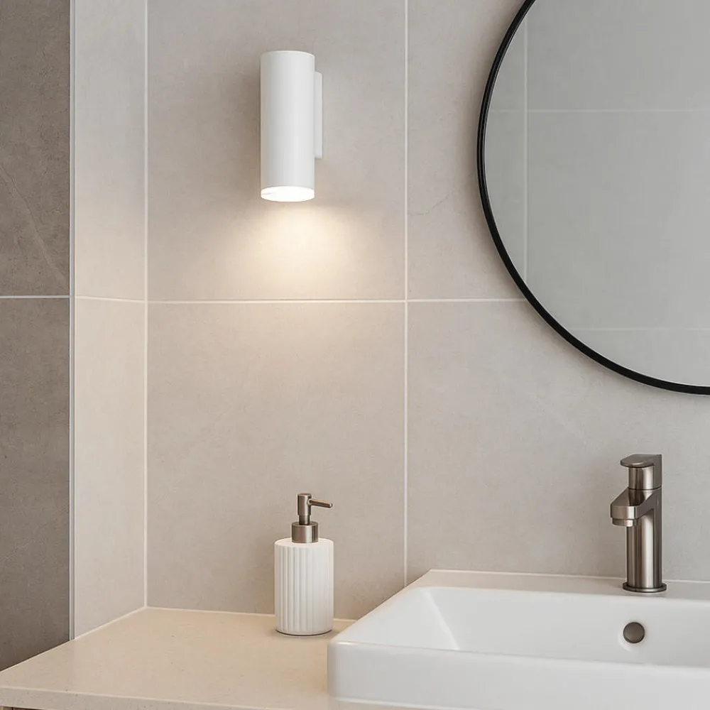 Applique Da Bagno-Selezionato da Mazzolaluce Applique bianca da bagno moderno design cilindro ip44