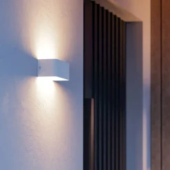 Applique Da Esterno-Eglo Applique bianco da esterno led rgb da 2700k a 6500k controllo da remoto app ip55 sania-z