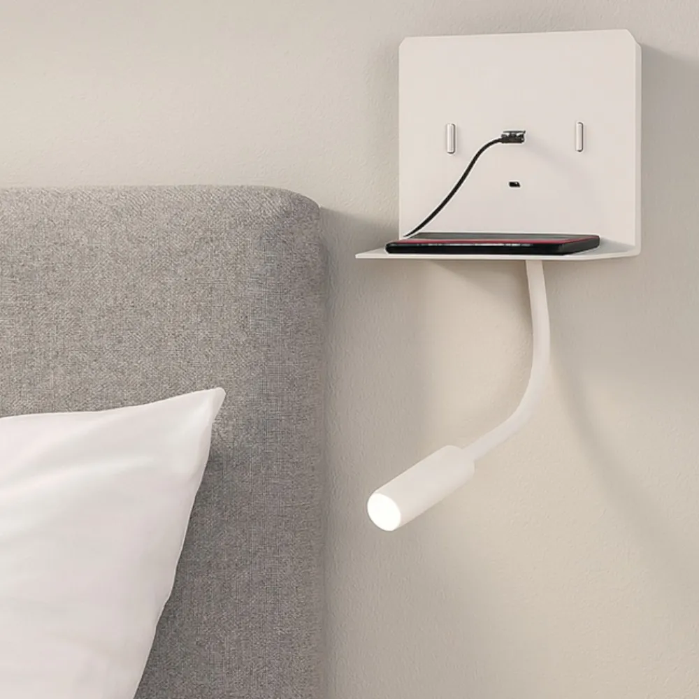 Applique Camera Da Letto-Selezionato da Mazzolaluce Applique bianco moderno da comodino presa usb luce orientabile
