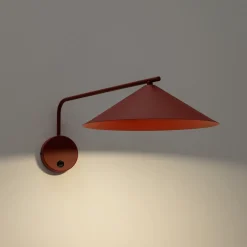Applique Da Parete-Selezionato da Mazzolaluce Applique con braccio lungo orientabile rosso per illuminazione tavolo