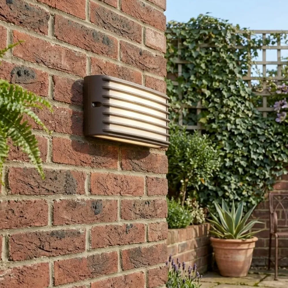Applique Da Esterno-Selezionato da Mazzolaluce Applique corten per esterno moderna led 10w 4000k