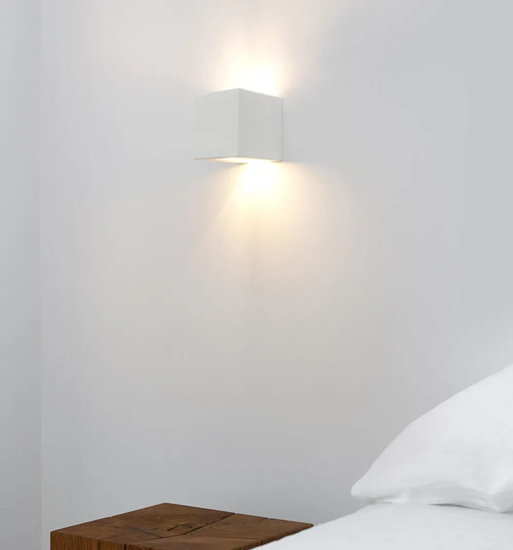 Applique Da Parete-Selezionato da Mazzolaluce Applique cubo di gesso ceramica bianco moderno pitturabile