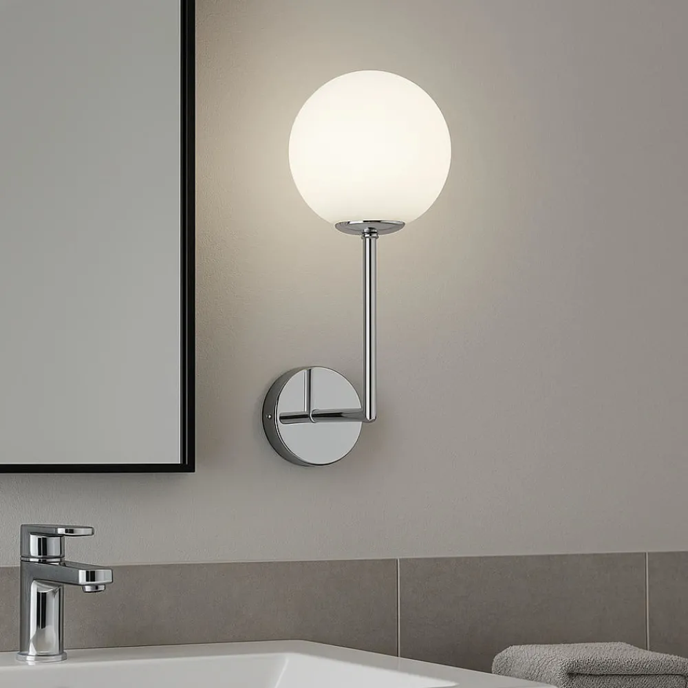 Applique Da Bagno-Selezionato da Mazzolaluce Applique da bagni sfera vetro bianco cromato