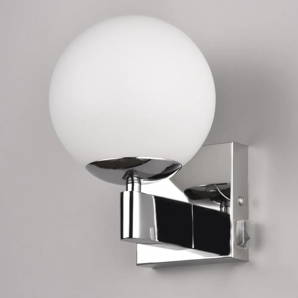 Applique Da Bagno-Selezionato da Mazzolaluce Applique da bagno metallo cromo sfera vetro bianco ip44
