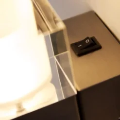 Applique Camera Da Letto-Selezionato da Mazzolaluce Applique da comodino con interruttore grigio cubi vetro led fp