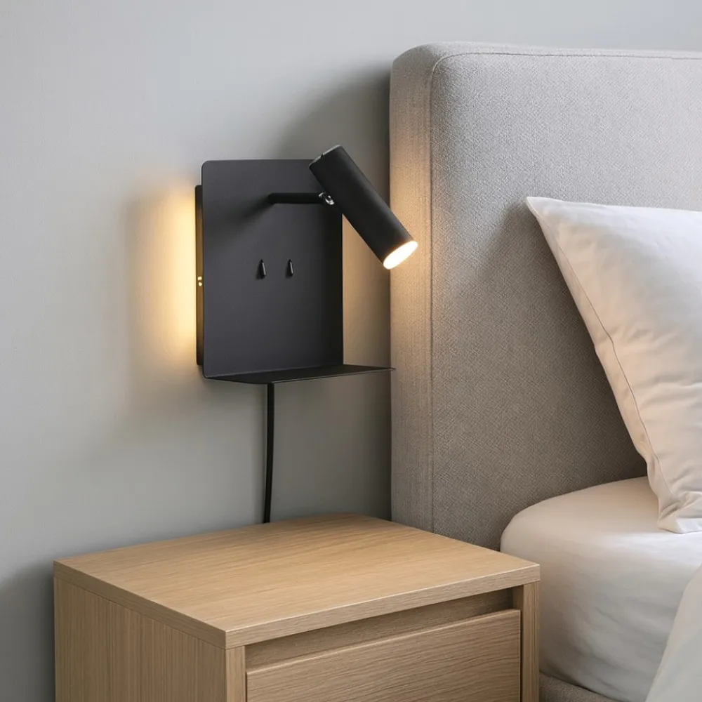 Applique Camera Da Letto-Selezionato da Mazzolaluce Applique da comodino nero con mensola interruttore cavo spina