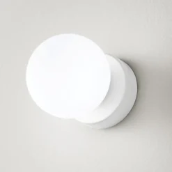 Applique Camera Da Letto-Perenz Illuminazione Applique da comodino sfera bianca 10cm in vetro maga