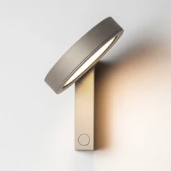 Applique Camera Da Letto-Vivida International Applique da comodino vivida noxs sabbia orientabile led cct dimmerabile presa usb