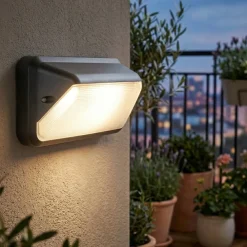 Applique Da Esterno-Selezionato da Mazzolaluce Applique da esterno balcone moderna nera led 7w cct con sensore crepusolare di movimento