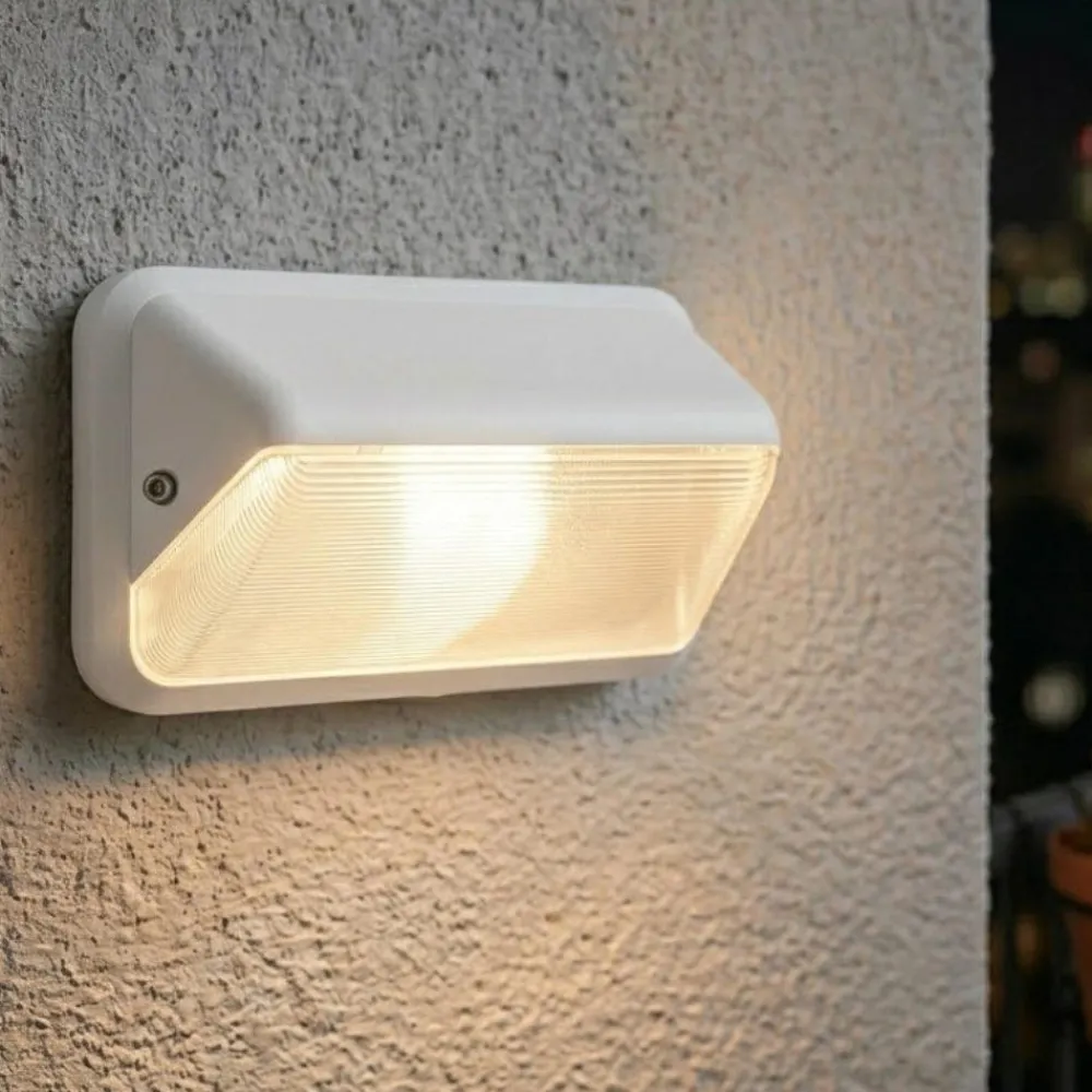Applique Da Esterno-Selezionato da Mazzolaluce Applique da esterno bianca moderna led cct con sensore crepuscolare di movimento ip66