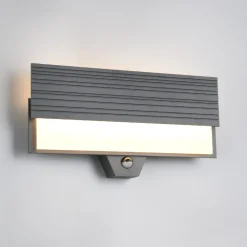 Applique Da Esterno-Selezionato da Mazzolaluce Applique da esterno con sensore movimento antracite led 10w 3000k