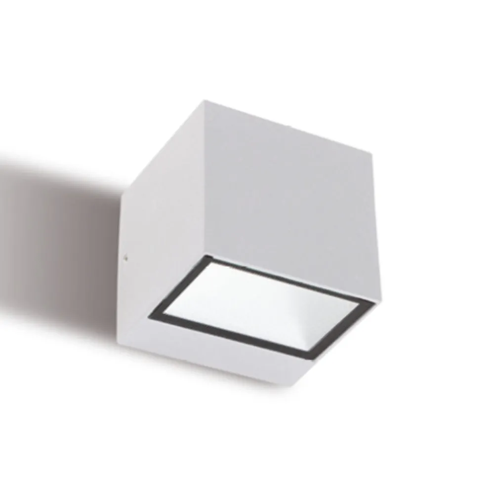 Applique Da Esterno-Selezionato da Mazzolaluce Applique da esterno cubo bianco led 12w 3000k biemissione luce