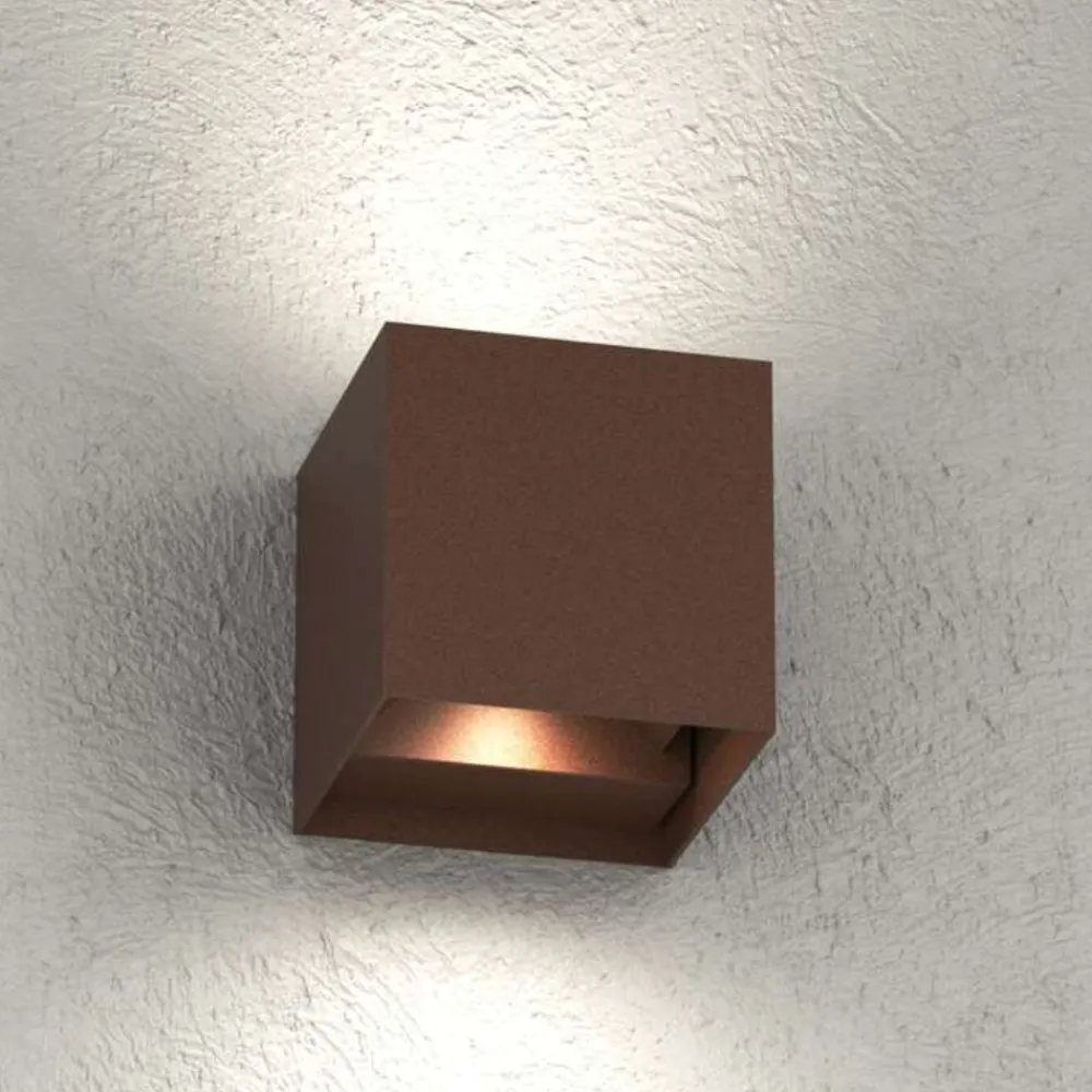 Applique Da Esterno-Top Light Applique da esterno cubo corten led orientabile cct top ligh perth ip65