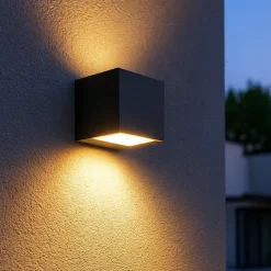 Applique Da Esterno-Selezionato da Mazzolaluce Applique da esterno cubo grafite biemissione luce led 12w 4000k ip65