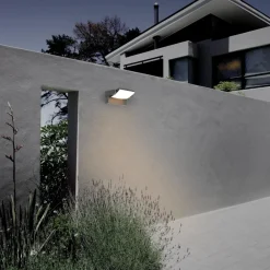 Applique Da Esterno-Selezionato da Mazzolaluce Applique da esterno girevole grigio scuro moderno led 12w 3000k