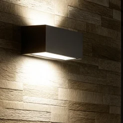 Applique Da Esterno-Selezionato da Mazzolaluce Applique da esterno grafite rettangolare moderna led 24w 3000k