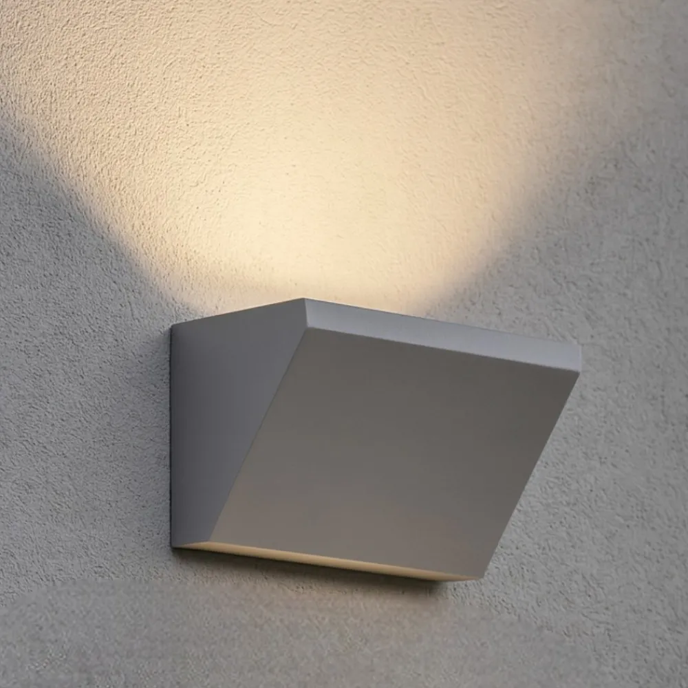 Applique Da Esterno-Selezionato da Mazzolaluce Applique da esterno grigia alluminio moderna led 18w 4000k ip65
