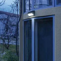 Applique Da Esterno-Selezionato da Mazzolaluce Applique da esterno nero solare sensore di movimento led 6000k 6w vivida