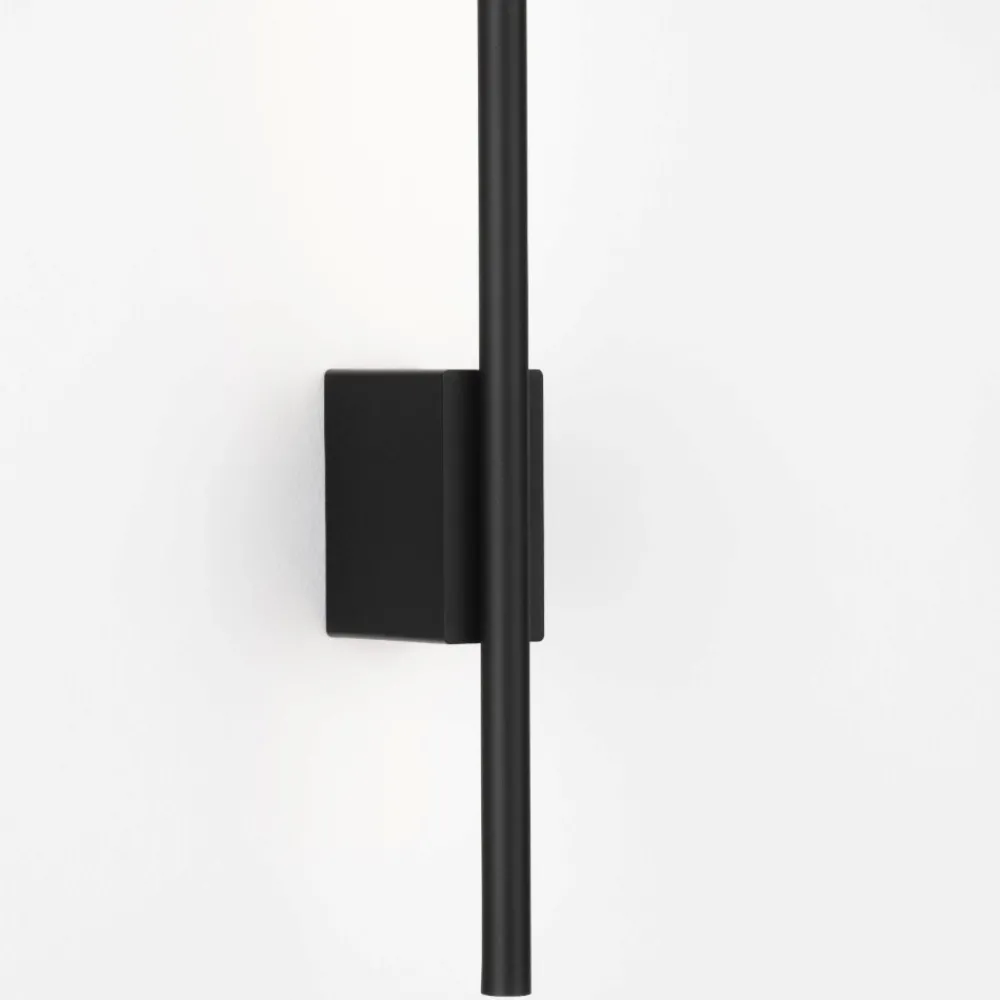 Applique Da Parete-Selezionato da Mazzolaluce Applique design moderno verticale bacchetta nera led 20w 3000k