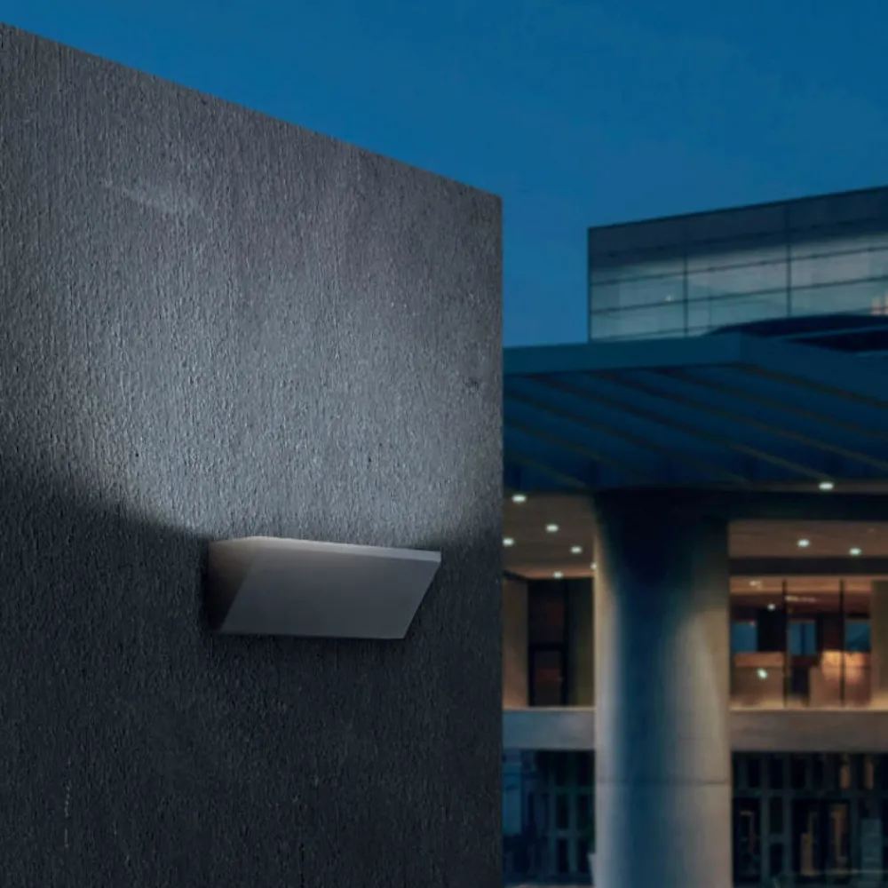 Applique Da Esterno-Selezionato da Mazzolaluce Applique grigia per esterno balcone moderna led 30w 3000k ip65