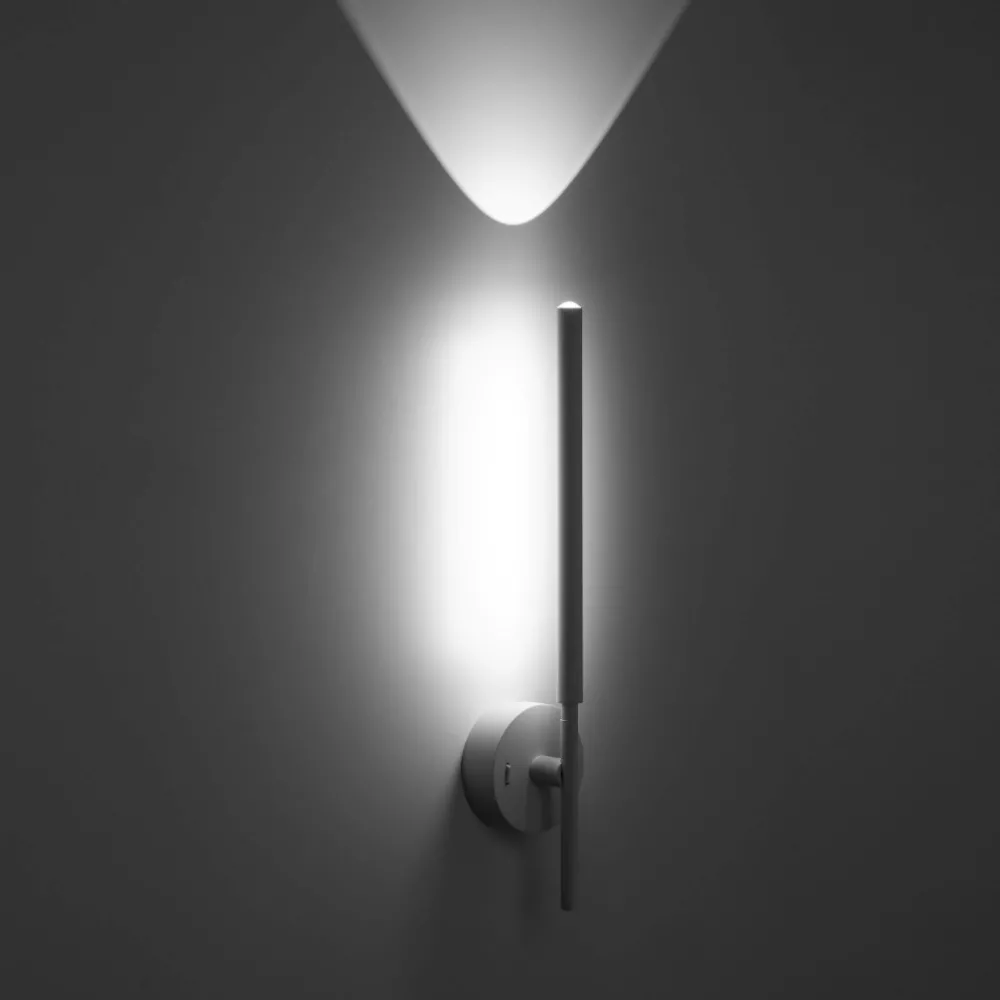 Applique Camera Da Letto-Selezionato da Mazzolaluce Applique led bianco per camera da letto moderna