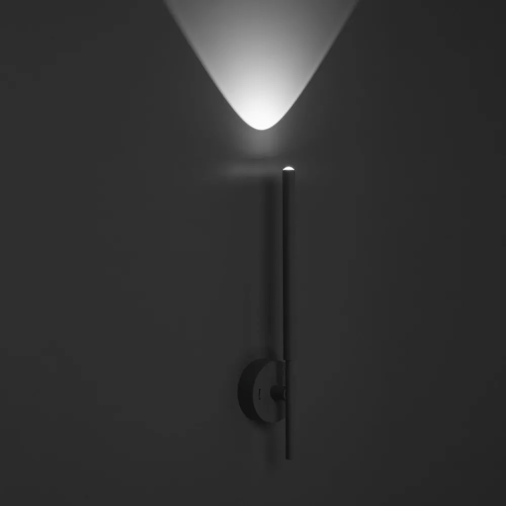 Applique Camera Da Letto-Selezionato da Mazzolaluce Applique led bianco per camera da letto moderna