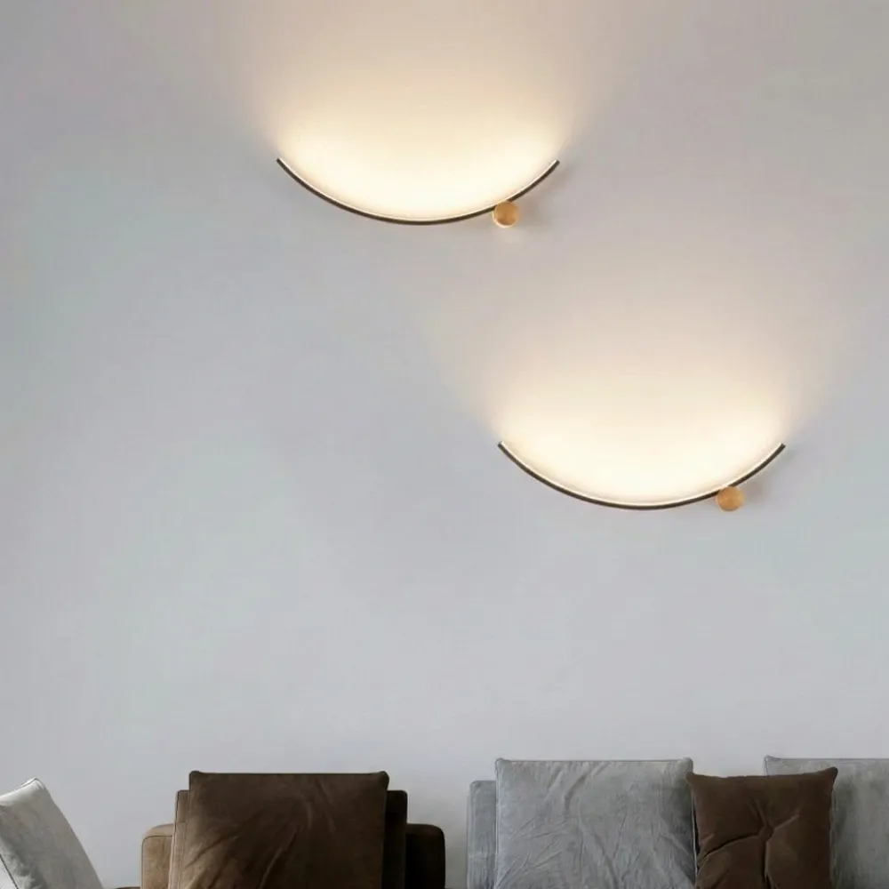 Applique Da Parete-Selezionato da Mazzolaluce Applique led nero oro 14w 3000k per soggiorno moderno