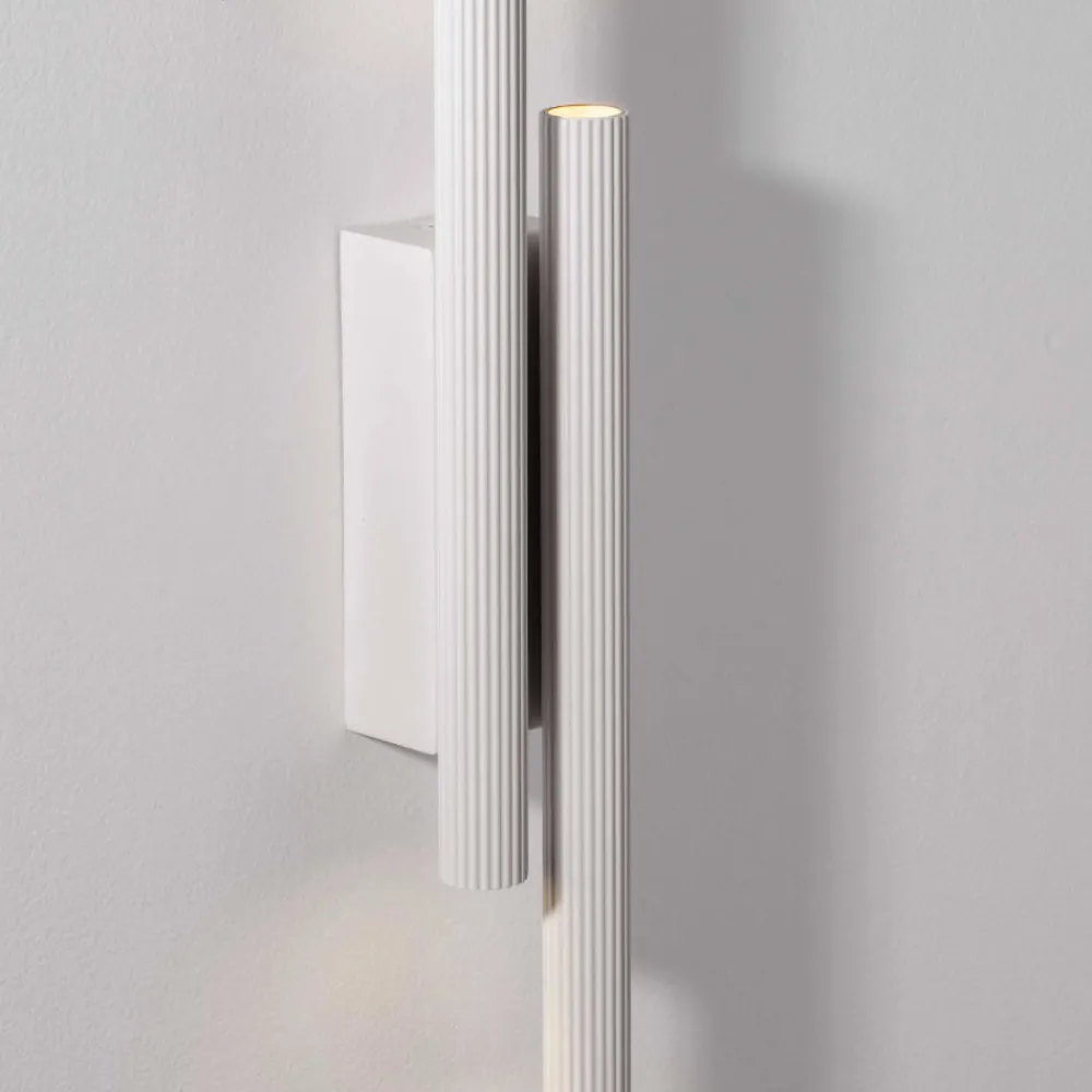 Applique Da Parete-Selezionato da Mazzolaluce Applique led 15w 3000k cilindri rigati bianchi