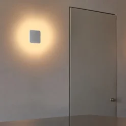 Applique Da Parete-Selezionato da Mazzolaluce Applique led 8w 2700k quadrato bianco in gesso