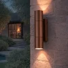 Applique Da Esterno-Selezionato da Mazzolaluce Applique luce da esterno biemissione marrone cilindro anti corrosione ip65