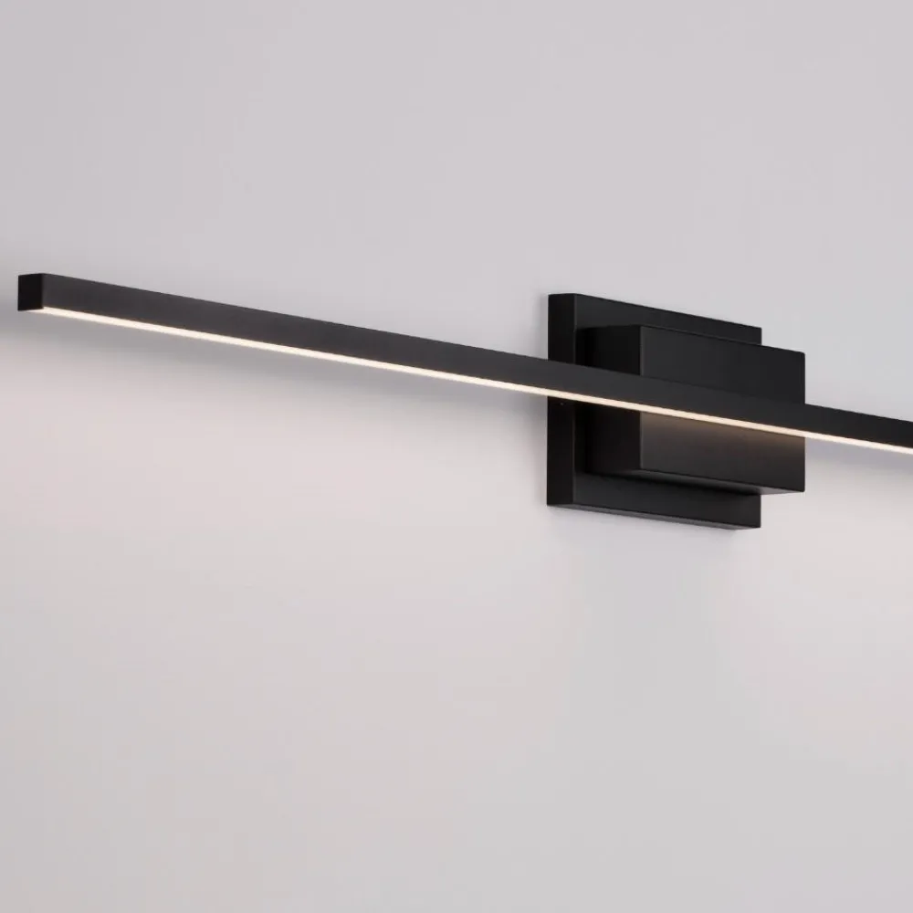 Applique Da Bagno-Selezionato da Mazzolaluce Applique lungo 120cm per specchio da bagno nero led squadrato