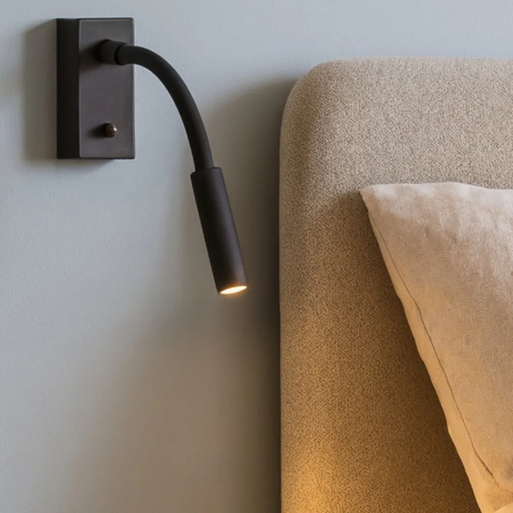 Applique Camera Da Letto-Selezionato da Mazzolaluce Applique nero da comodino per camera da letto led 3w 3000k orientabile