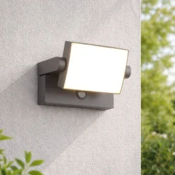 Applique Da Esterno-Selezionato da Mazzolaluce Applique orientabile da esterno led 3000k con sensore di movimento