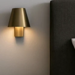 Applique Camera Da Letto-Selezionato da Mazzolaluce Applique per camera da letto moderna bronzo orientabile