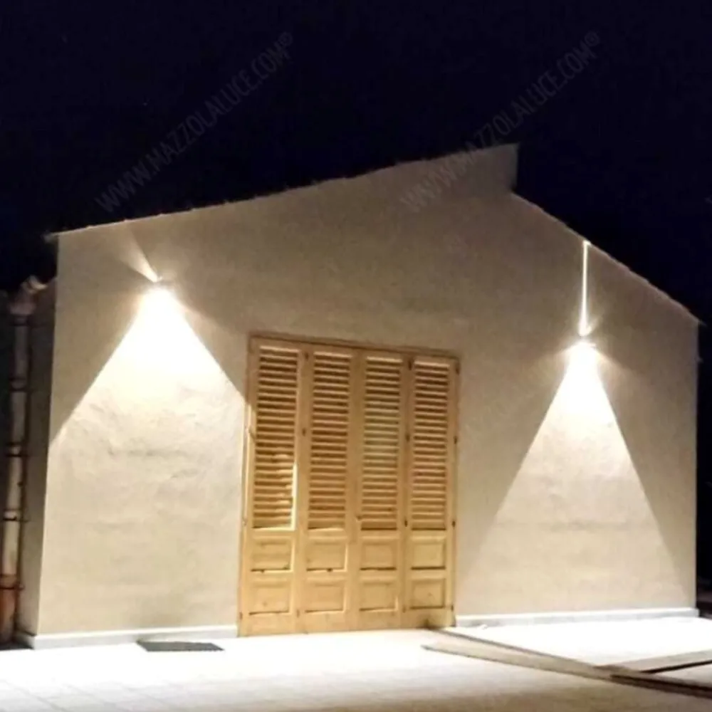 Applique Da Esterno-Selezionato da Mazzolaluce Applique per esterni led 20w 4000k cubo xl nero moderna