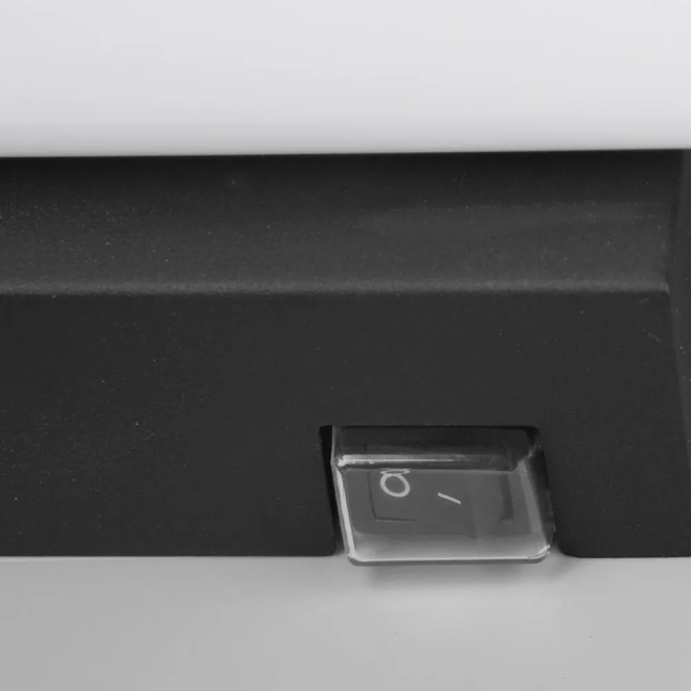 Applique Da Bagno-Selezionato da Mazzolaluce Applique per specchio bagno design nero led 6w 3000k