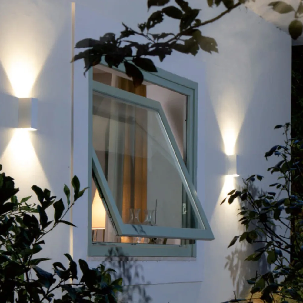 Applique Da Esterno-Selezionato da Mazzolaluce Applique rettangolare per esterno bianca led 12w 4000k