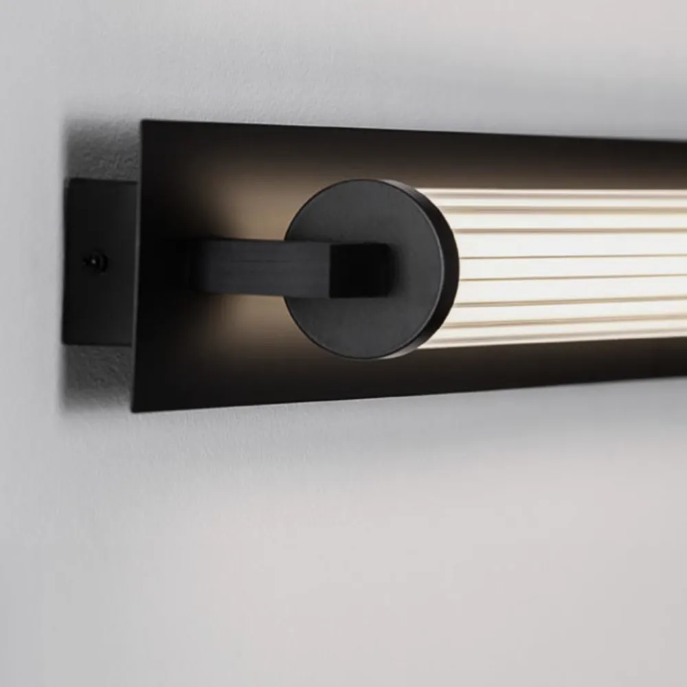 Applique Da Bagno-Selezionato da Mazzolaluce Applique specchio bagno nera design moderno led 13w 3000k ip44