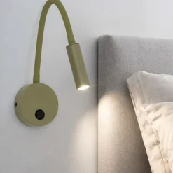Applique Camera Da Letto-Selezionato da Mazzolaluce Applique verde oliva braccio orientabile con interruttore per comodini camera da letto