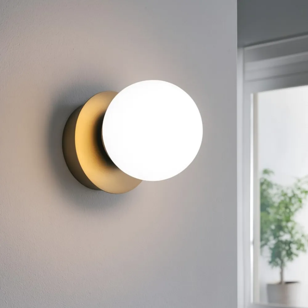 Applique Da Parete-Vivida International Applique vivida pearl led 4w 3000k oro spazzolato sfera vetro bianco