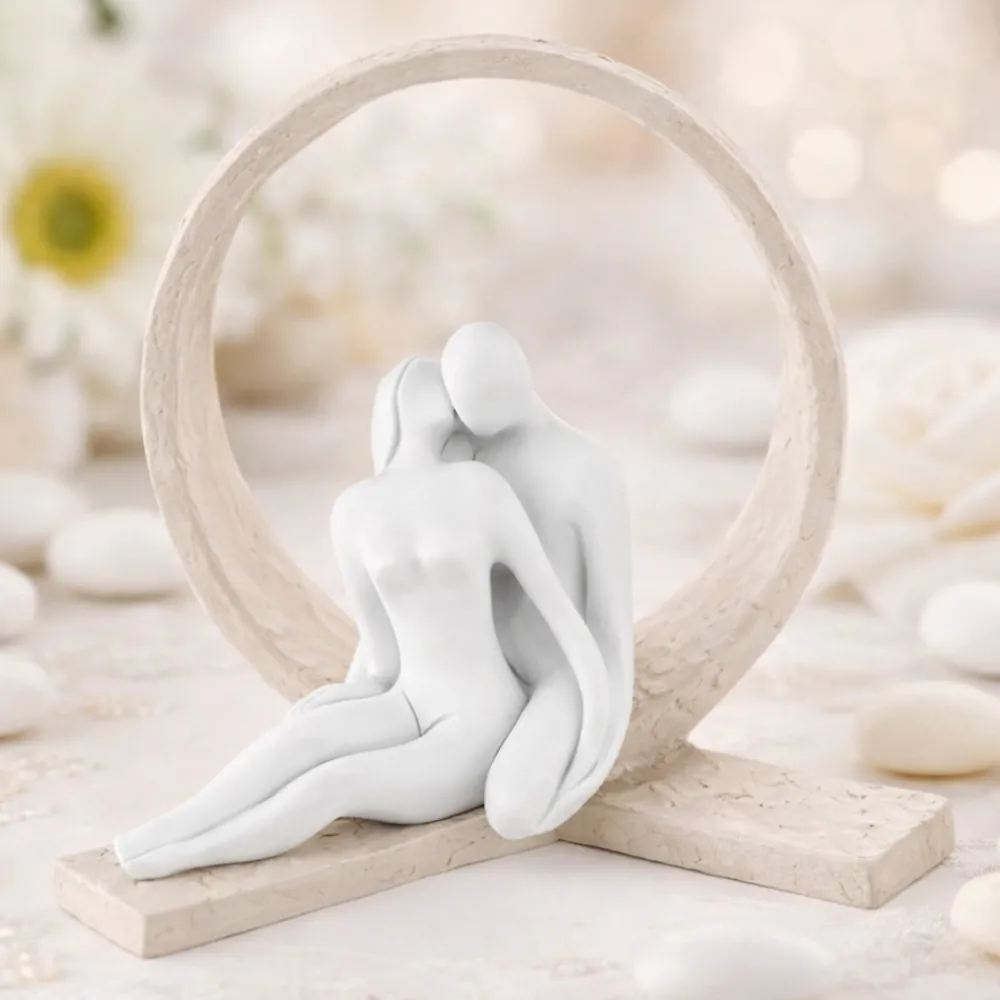 Soprammobili Moderni-Bongelli Preziosi Bomboniera per matrimonio scultura innamorati nocciola