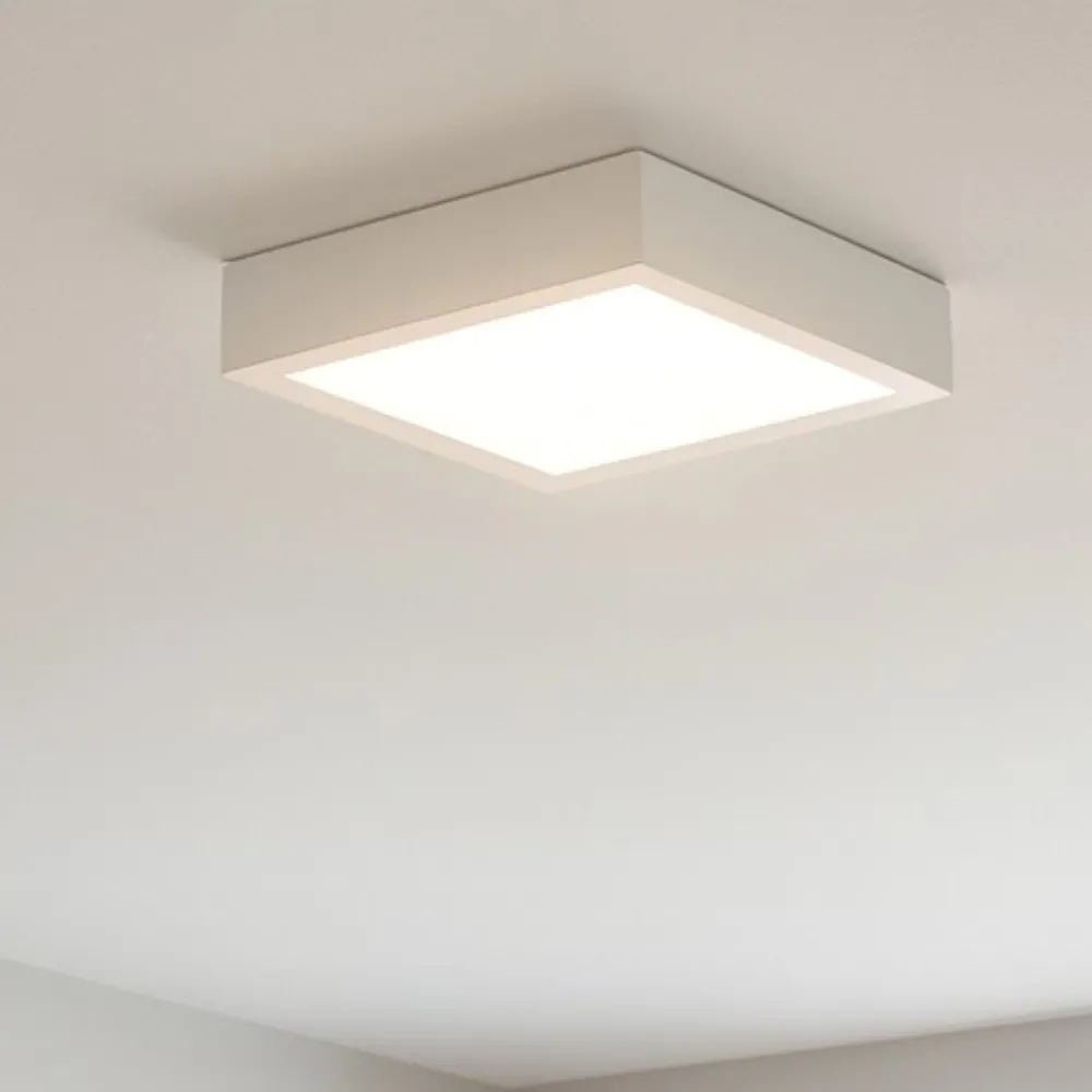 Plafoniere Moderne-Linea Light Box sq plafoniera led 17w 4000k quadrata bianca