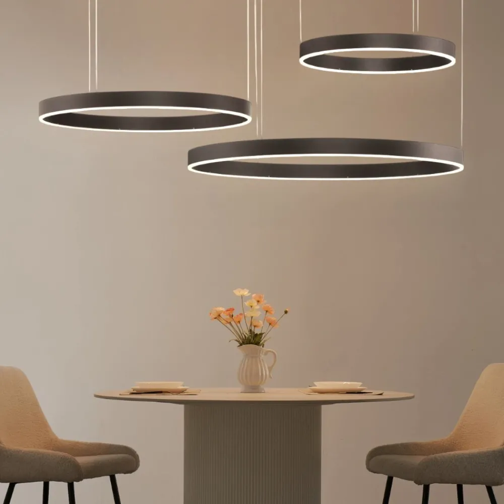 Lampadari Moderni-Selezionato da Mazzolaluce Composizione 3 lampadari anelli cerchi led nero