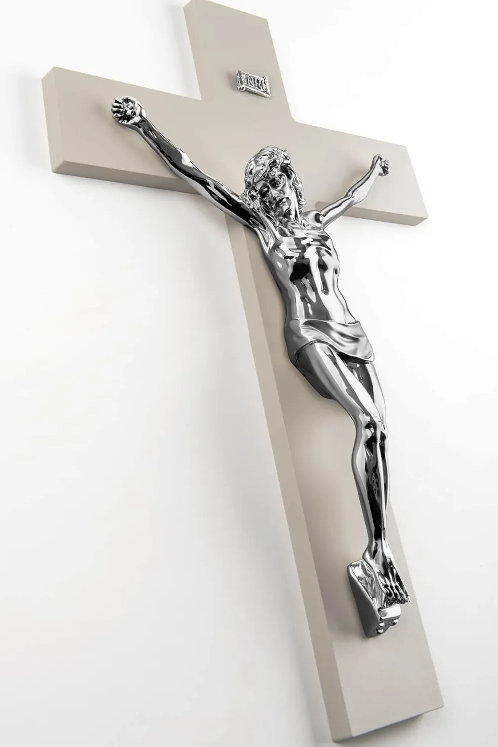 Crocifissi Da Parete-Selezionato da Mazzolaluce Crocifisso classico da parete 34x24 colore nocciola cristo argento