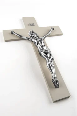 Crocifissi Da Parete-Selezionato da Mazzolaluce Crocifisso da parete 48x30 nocciola argento