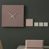 Orologi Da Parete Moderni-Selezionato da Mazzolaluce Design kubo grande orologio da parete moderno legno grigio prugna