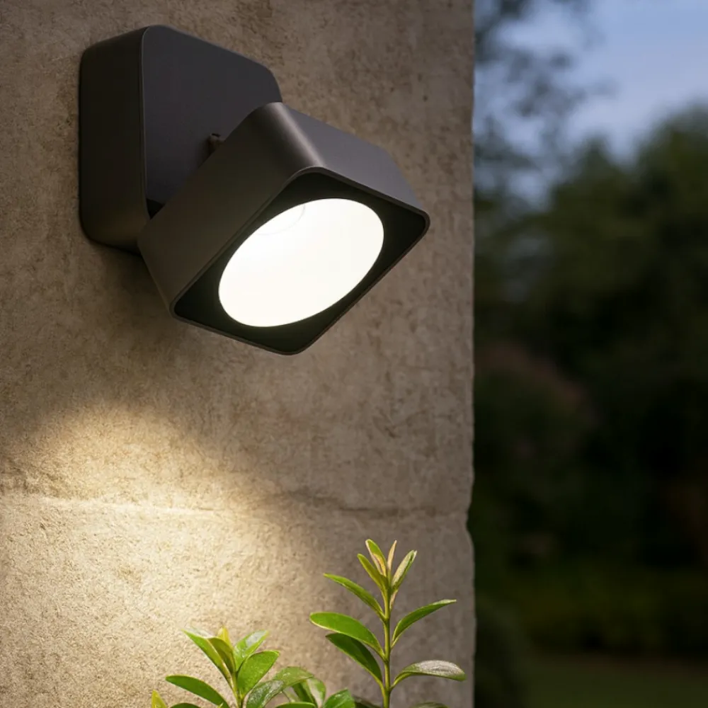 Faretti Da Esterno-Selezionato da Mazzolaluce Faretto da esterno a parete quadrato grafite led orientabile 7w 3000k