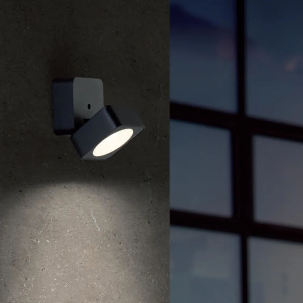 Faretti Da Esterno-Selezionato da Mazzolaluce Faretto da esterno a parete quadrato grafite led orientabile 7w 3000k