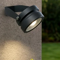 Faretti Da Esterno-Selezionato da Mazzolaluce Faretto da esterno 9w 3000k ottica 36 nero con picchetto ip65